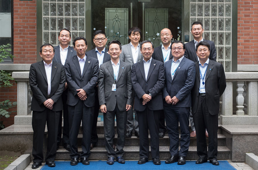 Panasonic President, Mr. Tsuga visited Intron to promote cooperation in new ener...